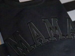 MAMA Crewneck